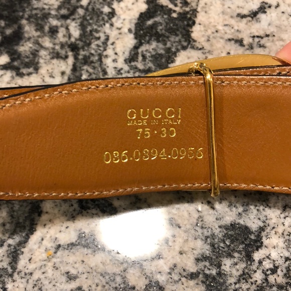 Gucci reversible black/brown leather belt